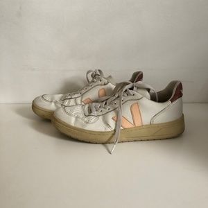 Veja V-10 White and Pink Sneakers